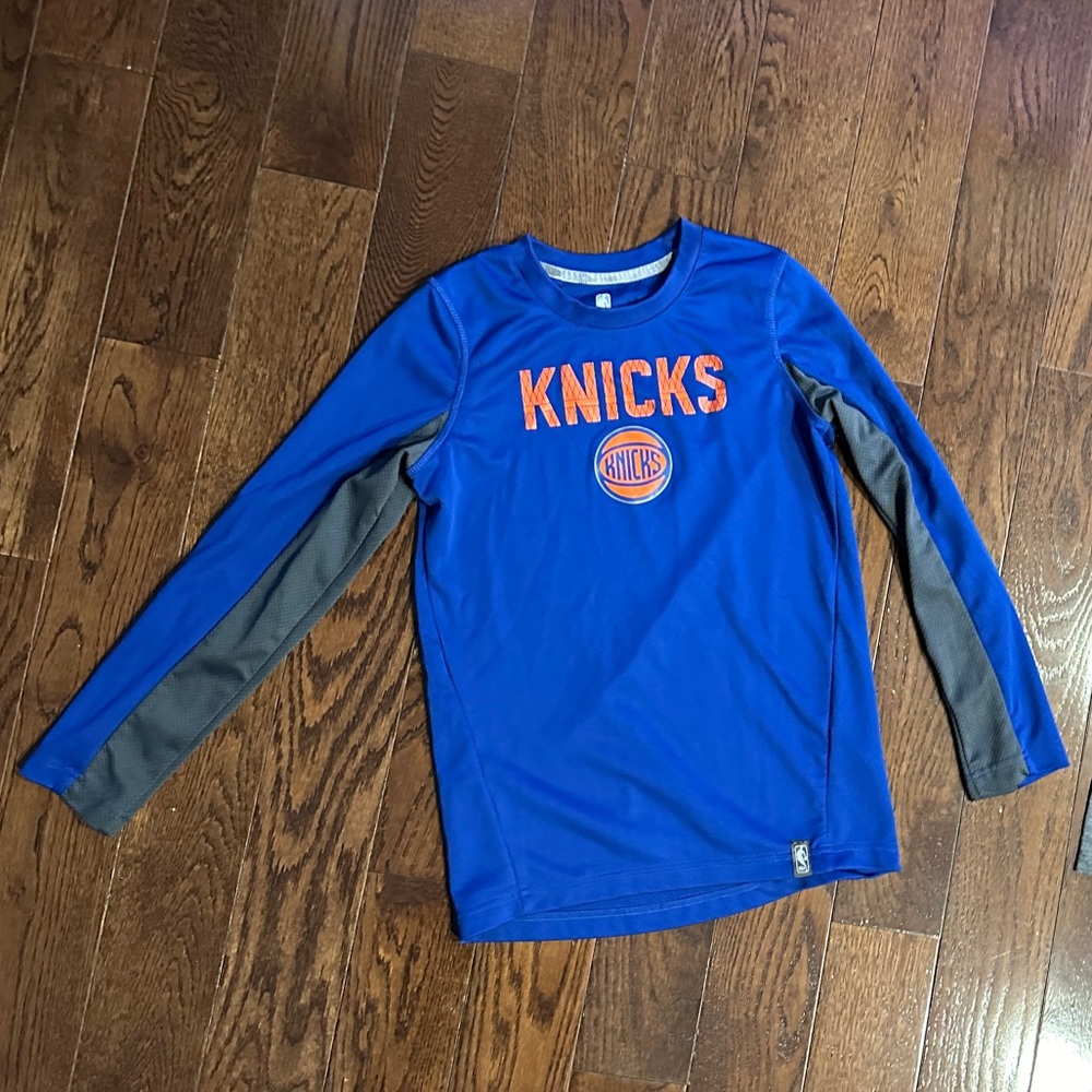 New York Knicks , long sleeve T-shirt